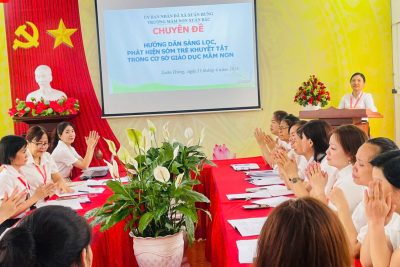 Trường MN Xuân Bắc, xã Xuân Hưng tổ chức chuyên đề “HD sàng lọc phát hiện sớm trẻ KT trong cơ sở GDMN” và CĐ “HDXDKHGD cá nhân cho trẻ em KT lứa tuổi MN học hòa nhập trong CSGDMN”